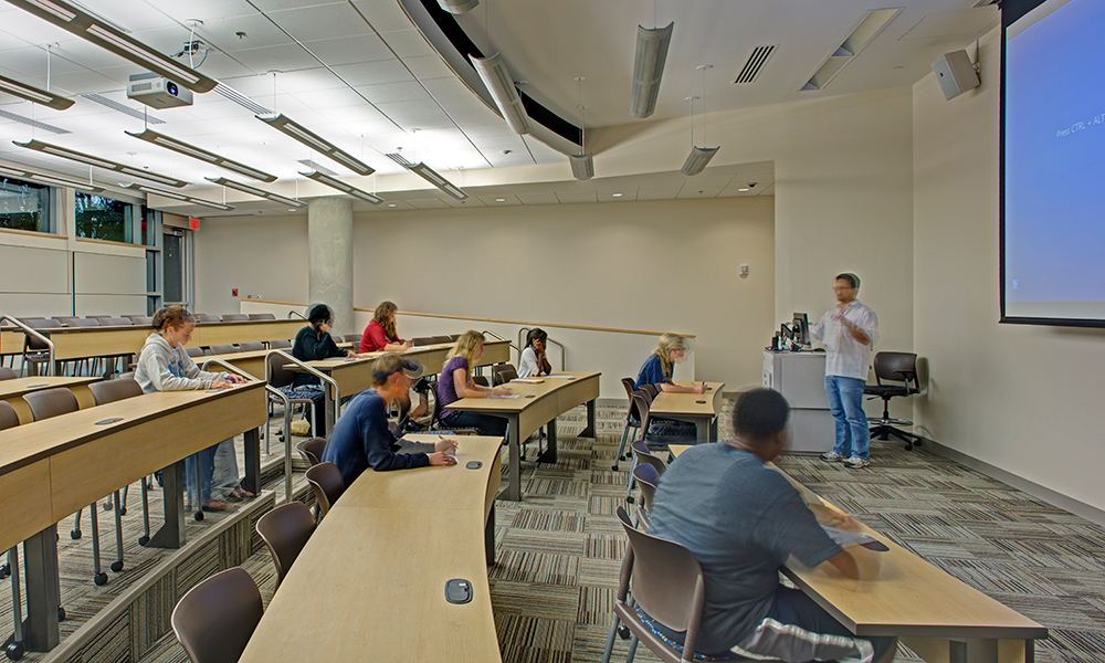 <p>Technology Enhanced Active Learning classrooms provide a combination of lecture and lab work that can occur in the same room. </p>

