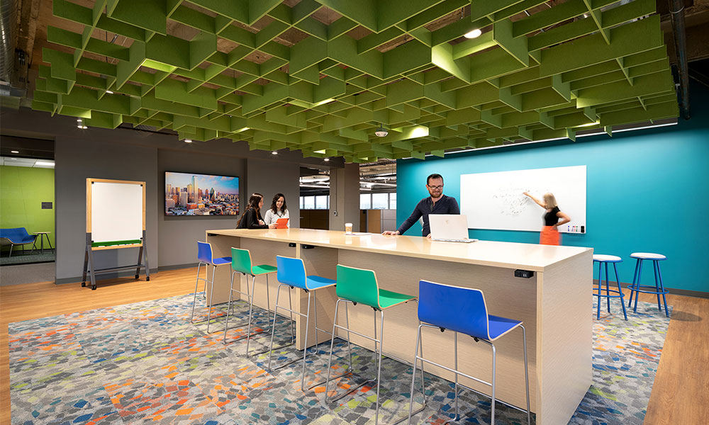 <p>The design of multiple collaborative work zones located on each floor are intended draw Vistra employees to meet and work alone or in teams leveraging the many choices of furniture settings, AV, and mobile collaboration tools.</p>
