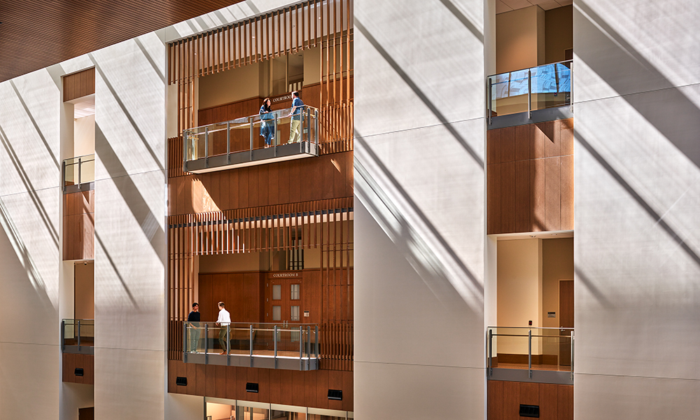 <p>Courtroom lobby balconies overlook the atrium, allowing both spaces to work in tandem by functioning as a multi-use space for large gatherings, events, and citizenship swearing-in ceremonies. </p>

