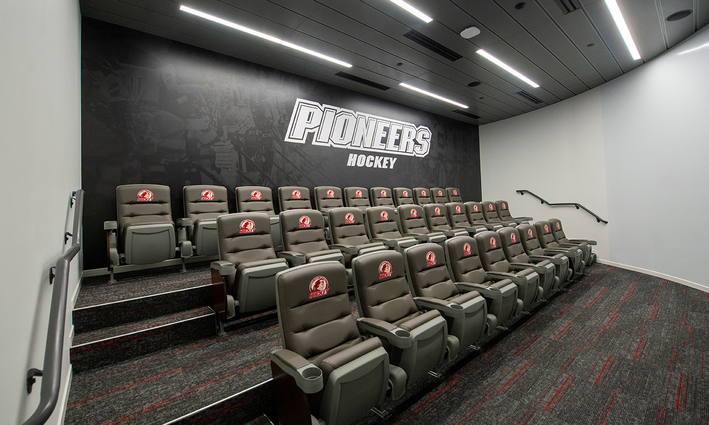 <p>The Team Space also carves out room for a movie theater-style video room with reclining chairs.</p>
