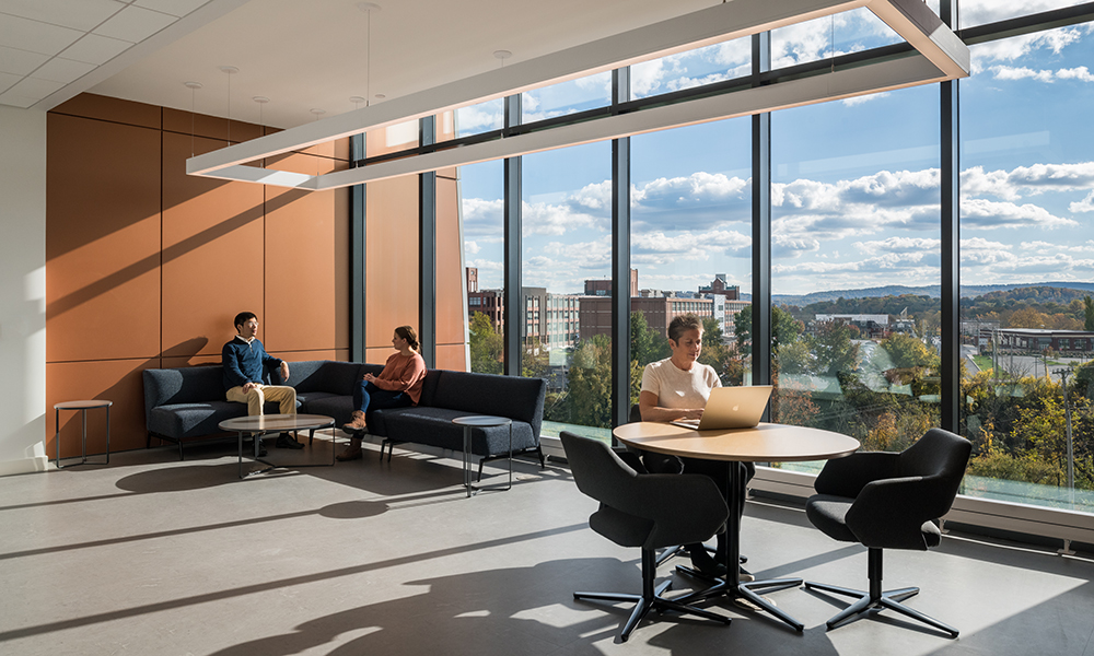 <p>A variety of study environments supports diverse learning styles, empowering students to engage more effectively and fostering a culture of academic success throughout the building.</p>
